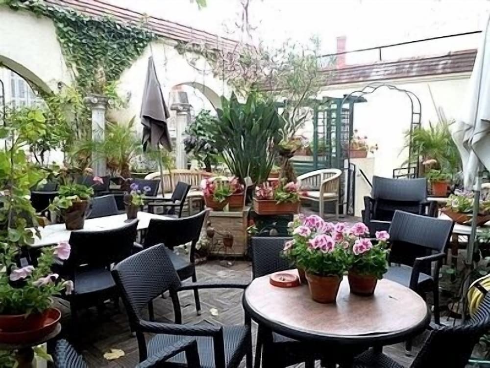 HOTEL LA CROIX BLANCHE 21/31