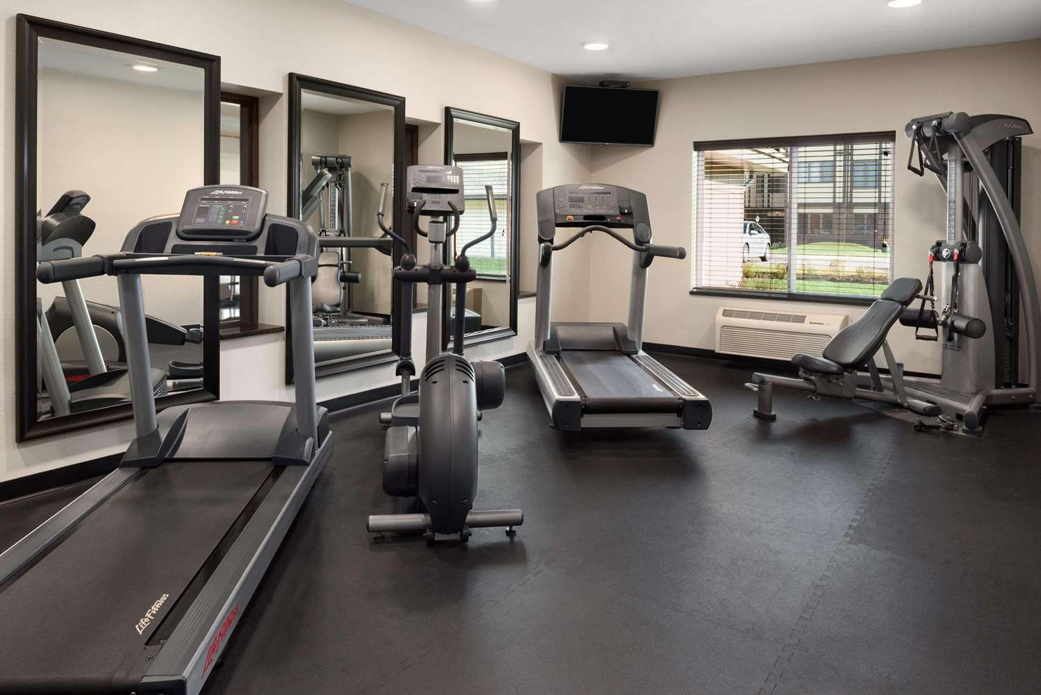 Country Inn and Suites by Radisson St Cloud West MN 3/9