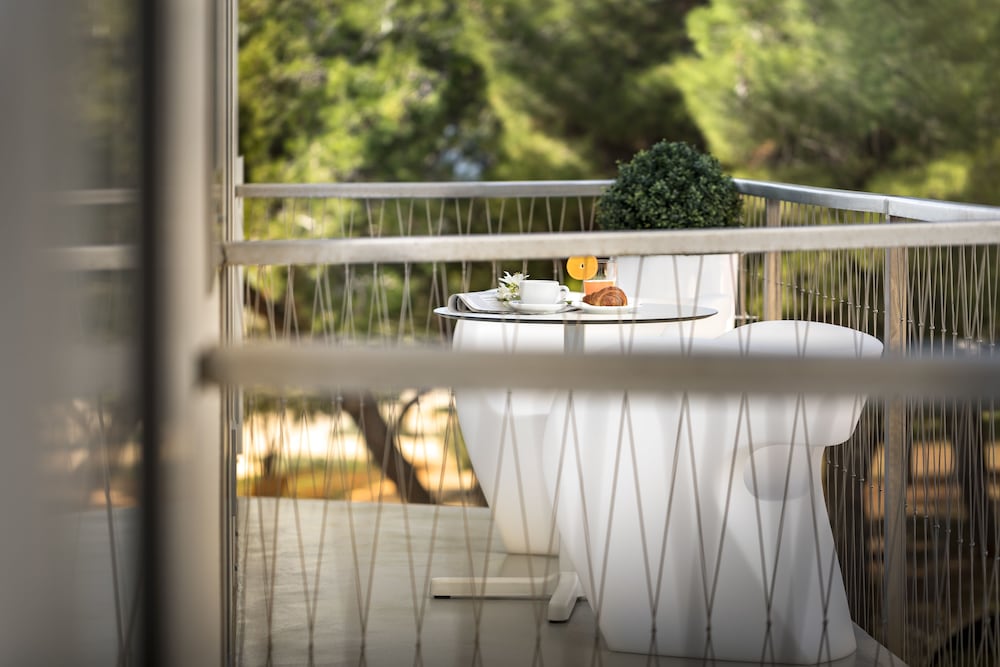 Rivalmare Boutique Hotel 32/50