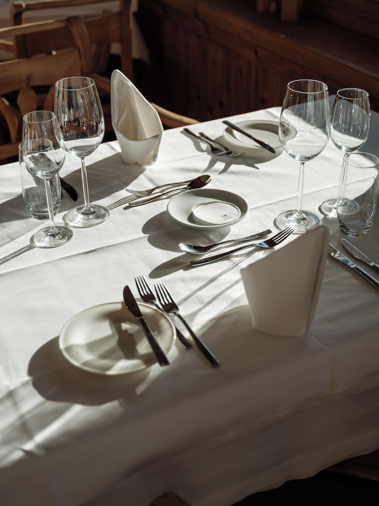 Chalet Hotel Schonegg 33/49