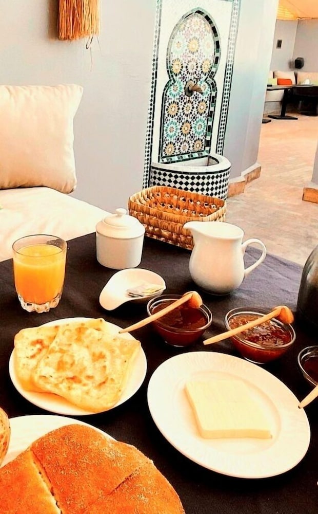 Riad Awa photo2