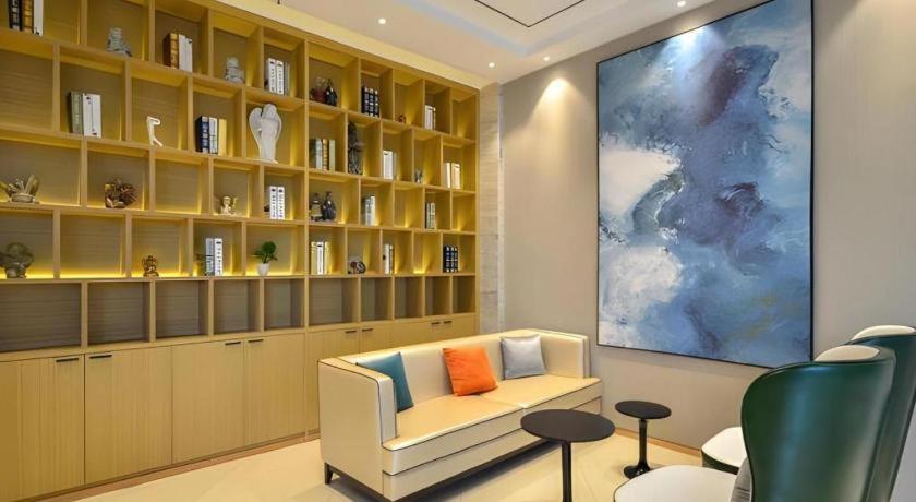 City Comfort Inn(Wuhan Caician Square Branch) 38/54