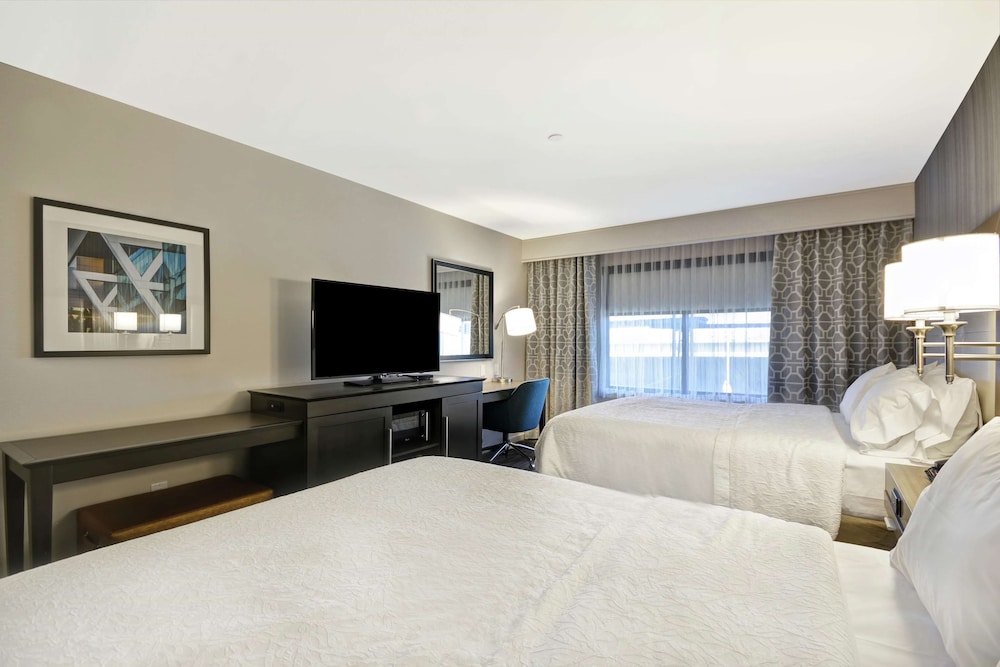 Hampton Inn And Suites Los Angeles Burbank Airport 16/42