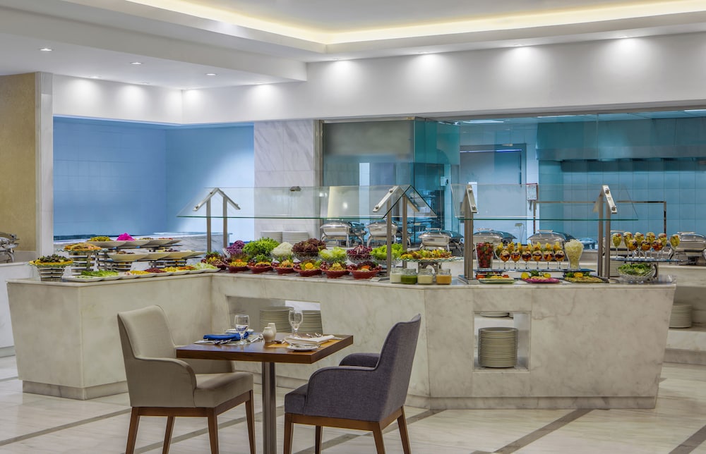 Holiday Inn Jeddah Gateway 42/59