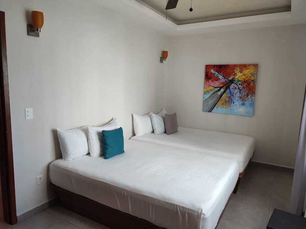 Aqua Star Boutique Hotel and Condos By Koox Luxury Collection 25/80