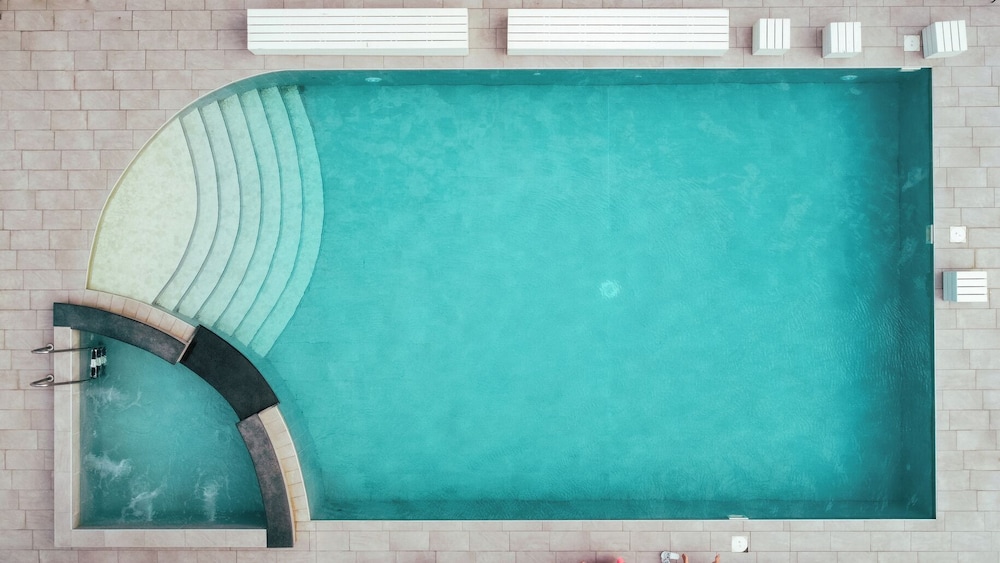 Ferretti Beach Hotel 50/65