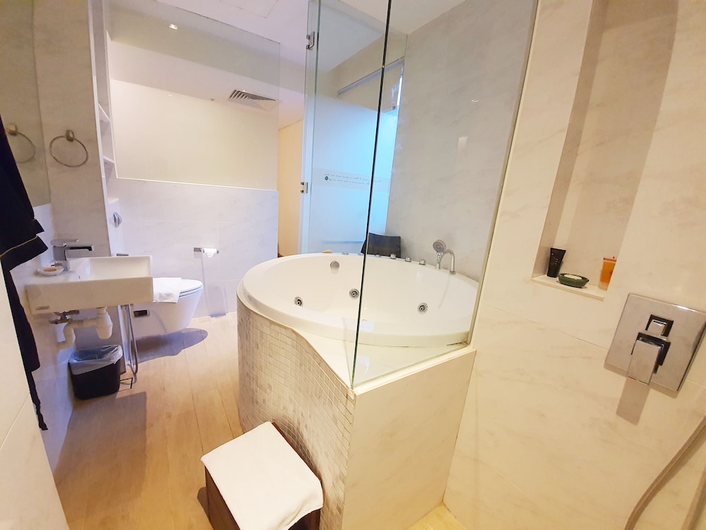 Hotel Clover 769 North Bridge Road Singapore 68/69