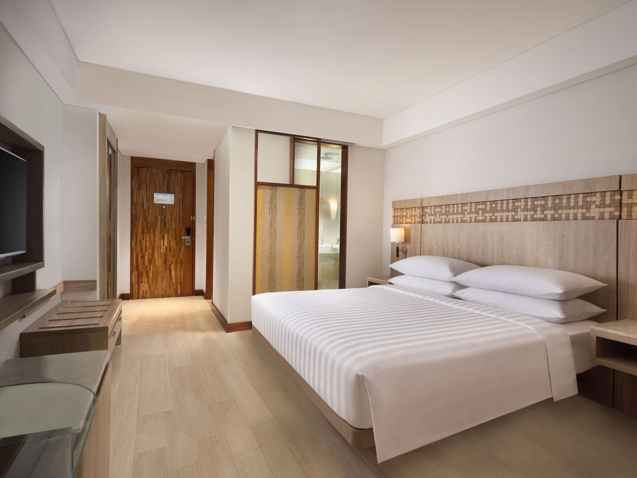 Room, King Bed, Smoking