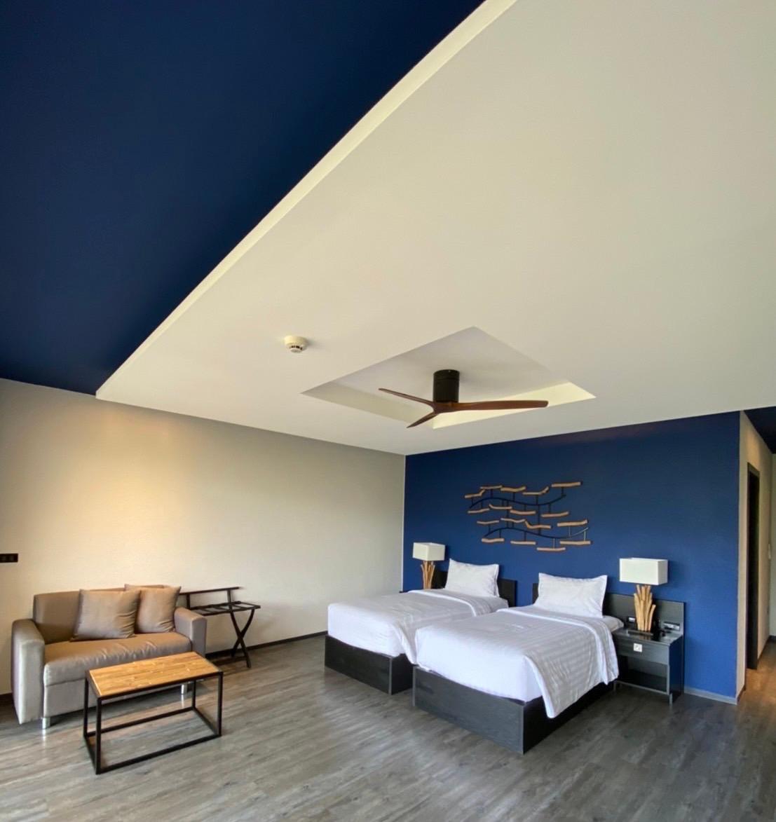 Marina, Deluxe, Twin Beds