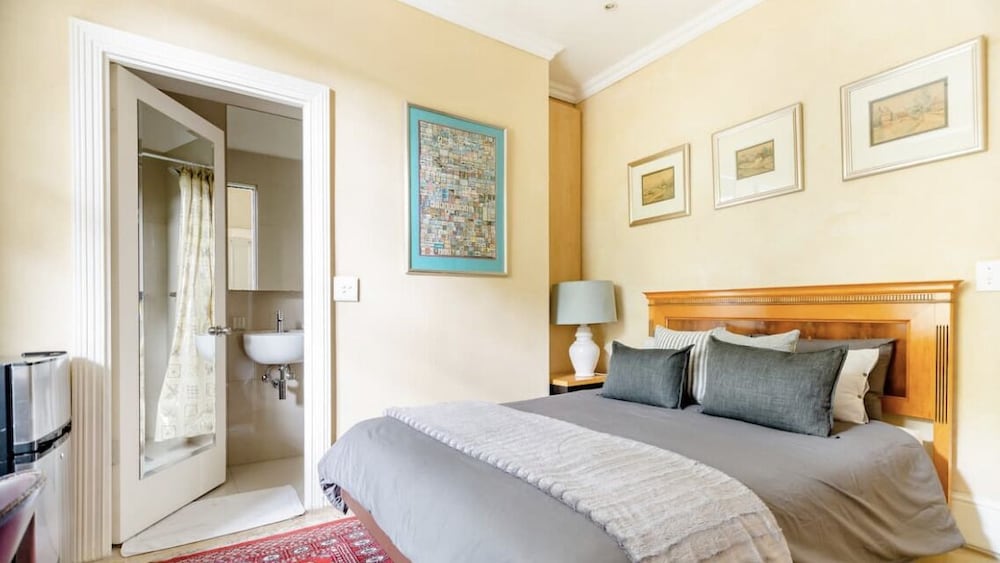 Gordons Guesthouse 7/46
