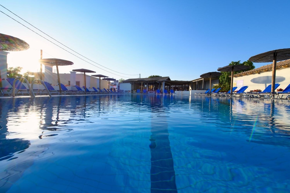 Corfu SunGate Hotel 35/38
