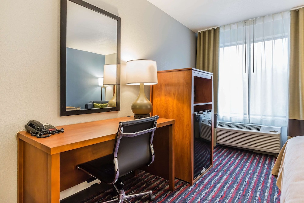 Comfort Inn Alton near I-255 41/47