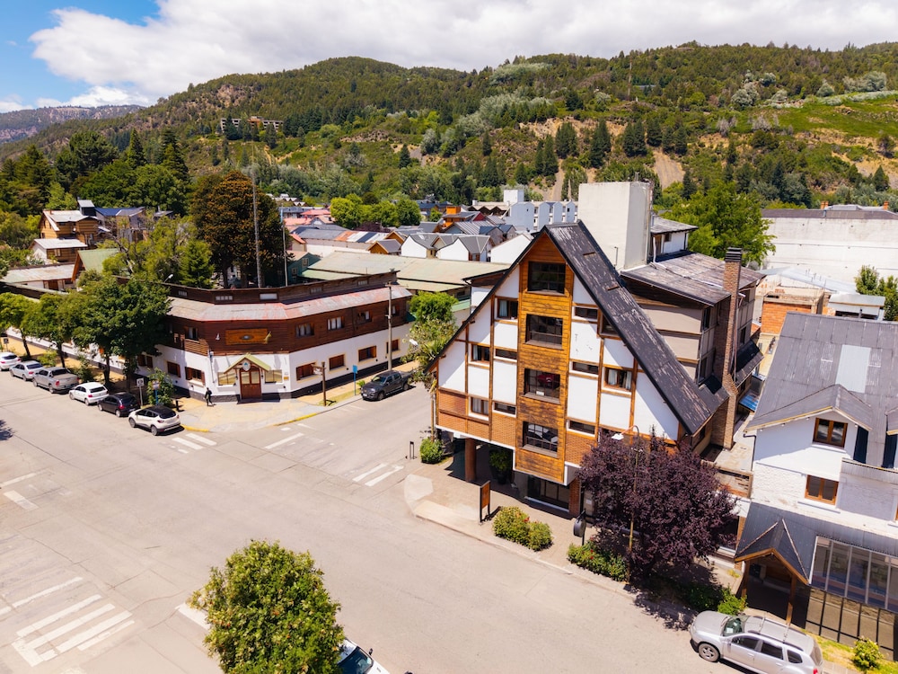 Tunqueley Hotel 4/62