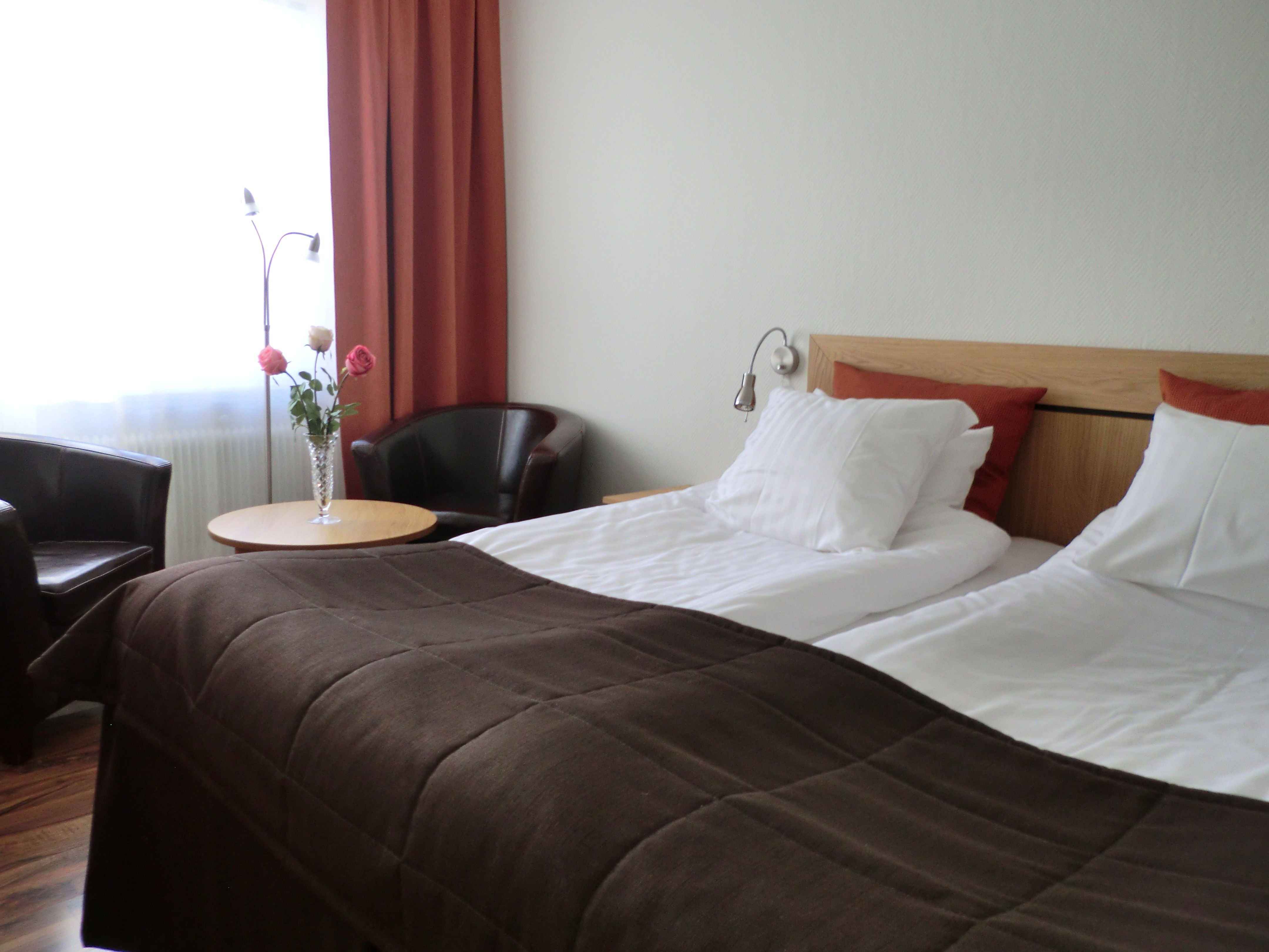 Superior, Twin Beds