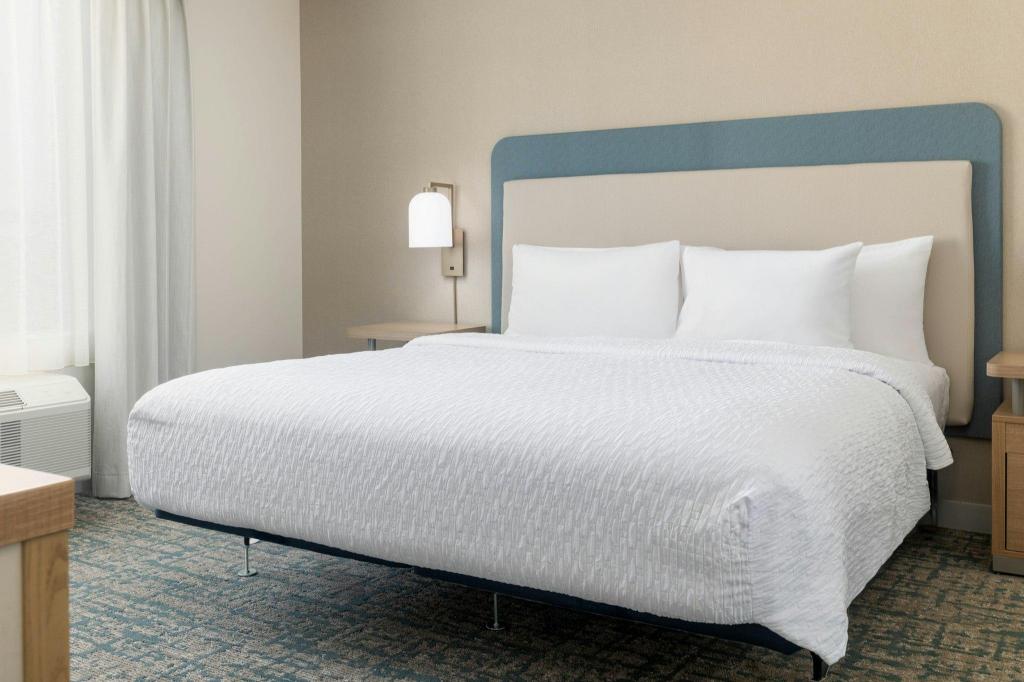 2 Bedrooms, King Bed, 1 King or 2 Queen Beds, 2 Queen Beds, Sofa, Accessible
