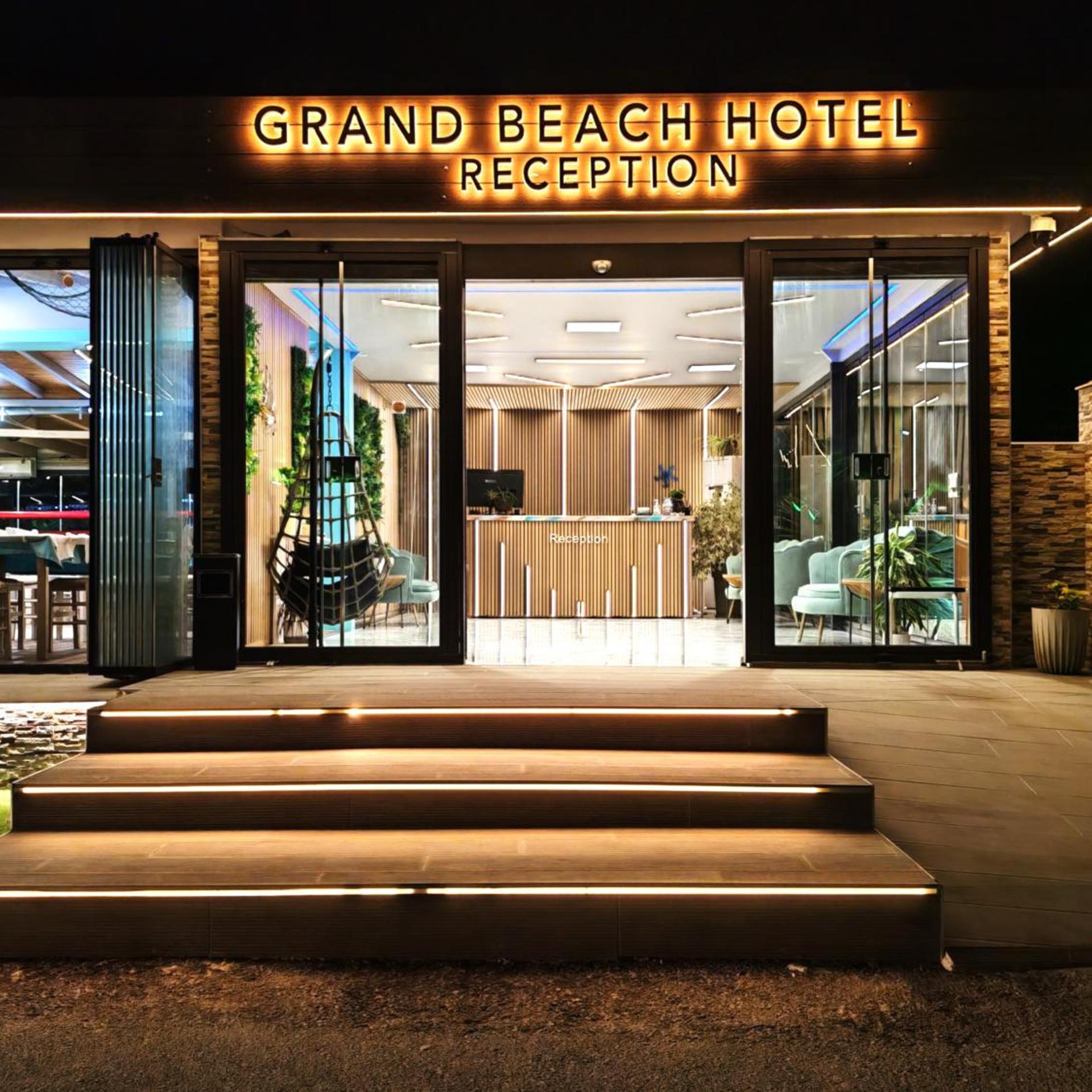Grand Beach Hotel 13/67