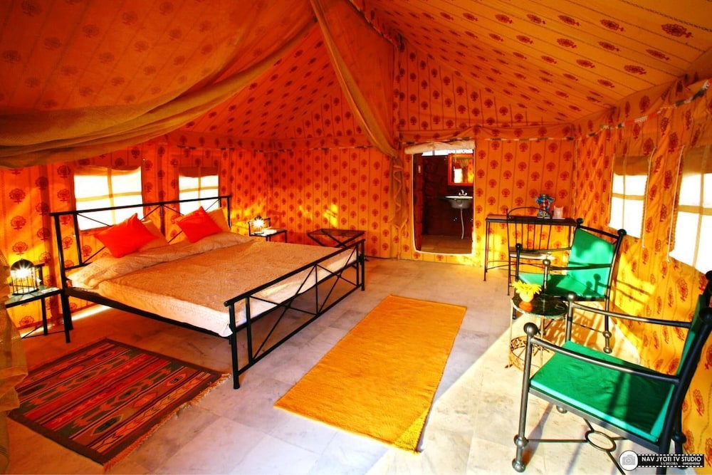 MIRVANA NATURE RESORTS 14/43