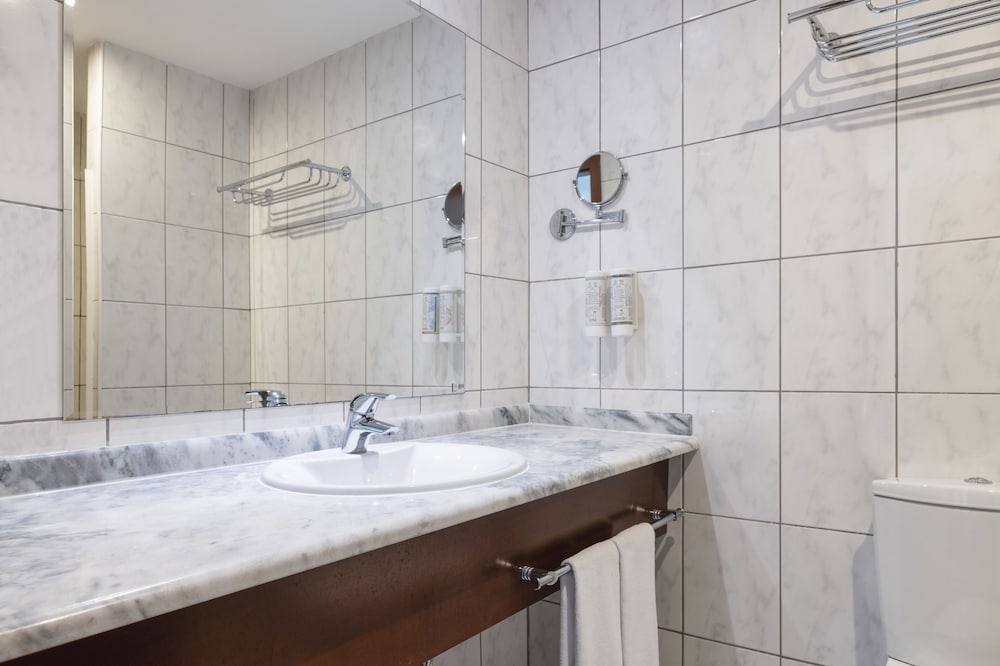 Iberostar Waves Bellevue 30/74