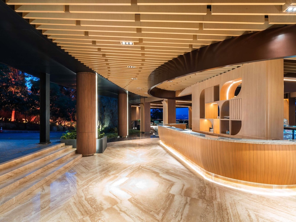 Mercure Cibadak Sukabumi Resort 8/48