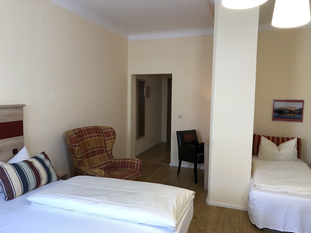 Hotel-Gasthof Flötzinger Bräu 7/21