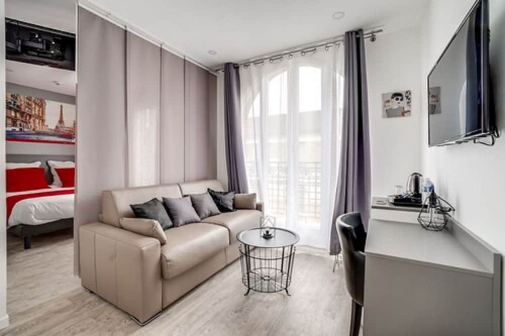 Paris Hotel Clichy 31/36