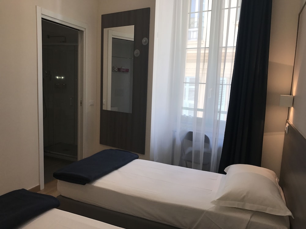 Boutique Hotel Neptune Nice 10/30