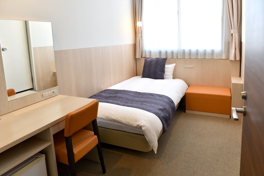 New Commander Hotel Osaka (ex City Hotel Newcommander) 8/42