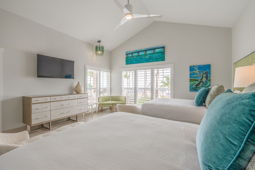 Islander Resort 50/76