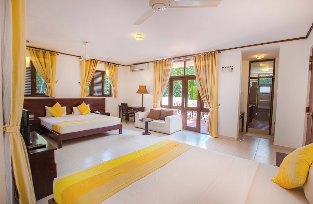 Lavendish Okrin Hotel 10/48