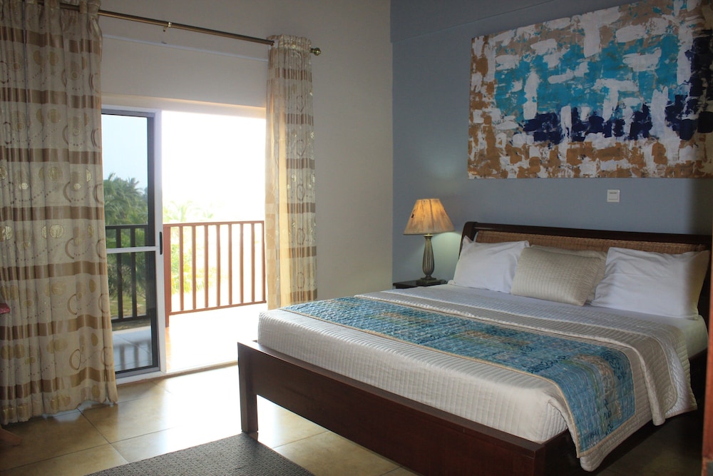 Bojo Beach Resort 6/50