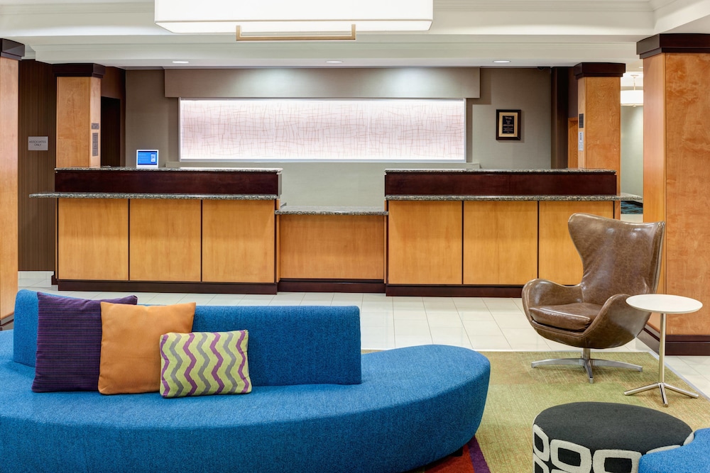 Fairfield Inn Suites Jacksonville Butler Boulevard 9/50
