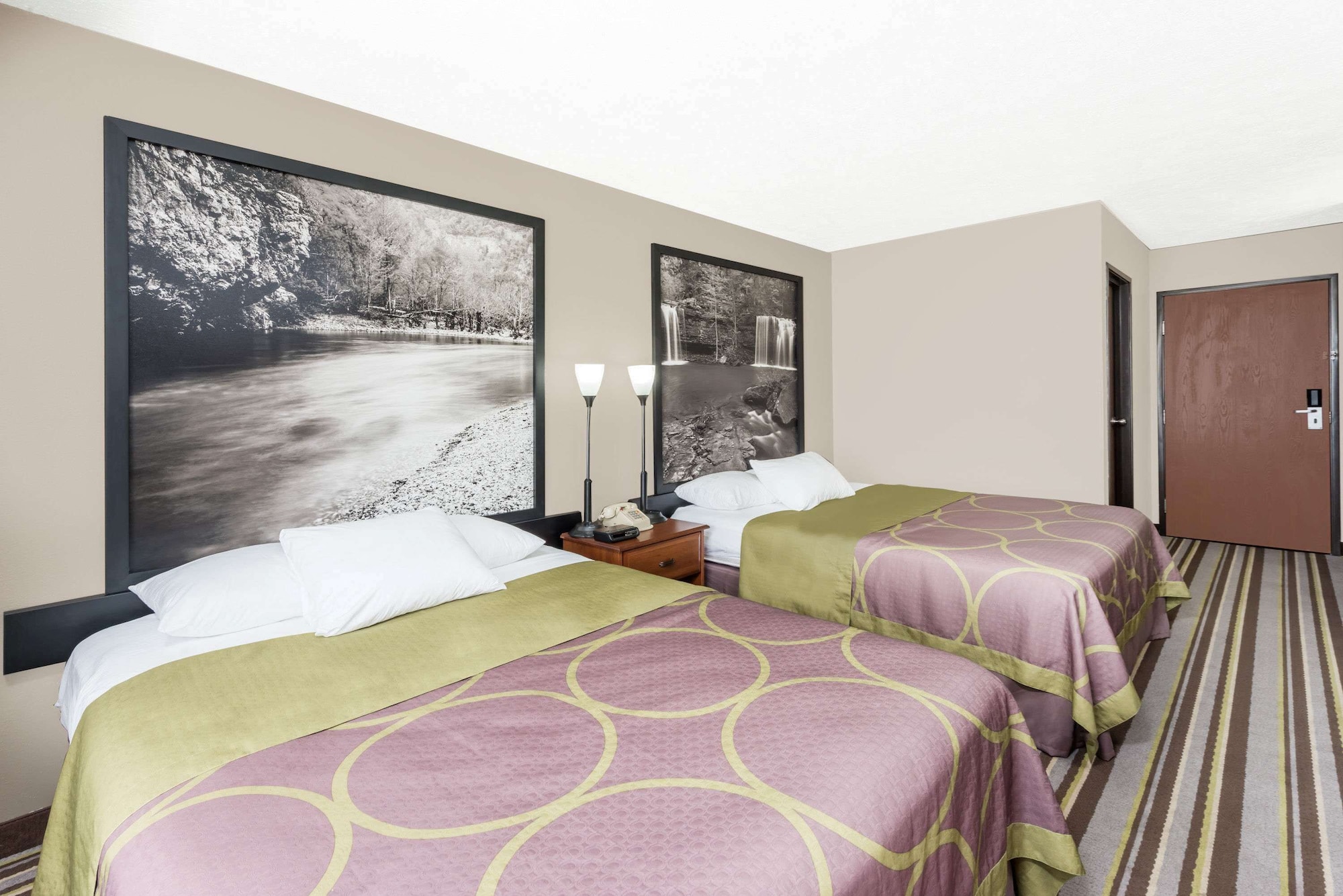 Suite, King Bed
