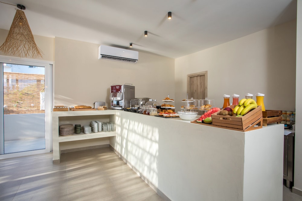 Lobby at Atma Beach Rooms & Suites, FALIRAKI