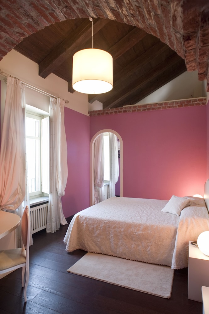 Cascina Di Corte 12/63