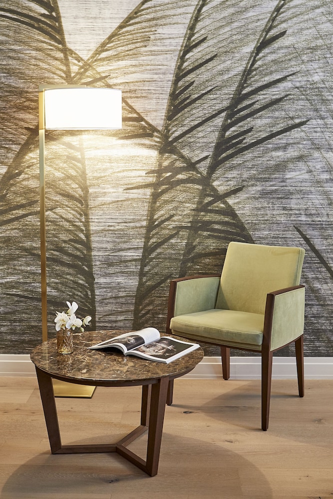 Messori Suites 58/68