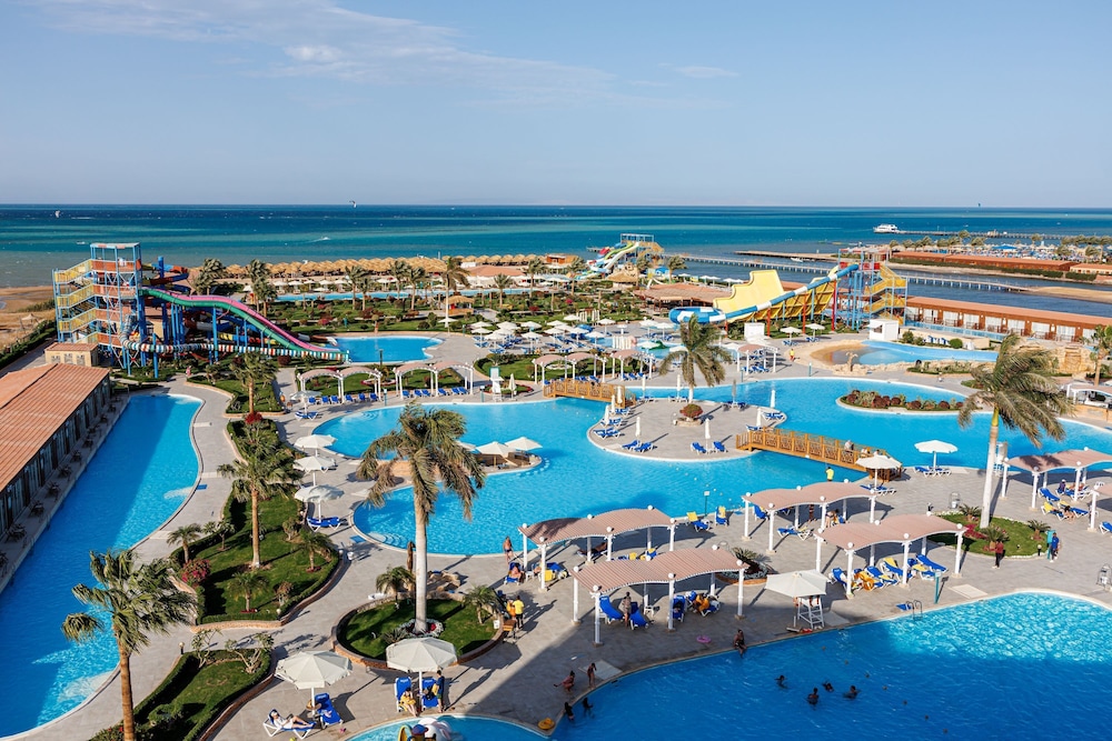 SUNRISE Alora Aqua Park Resort 34/45