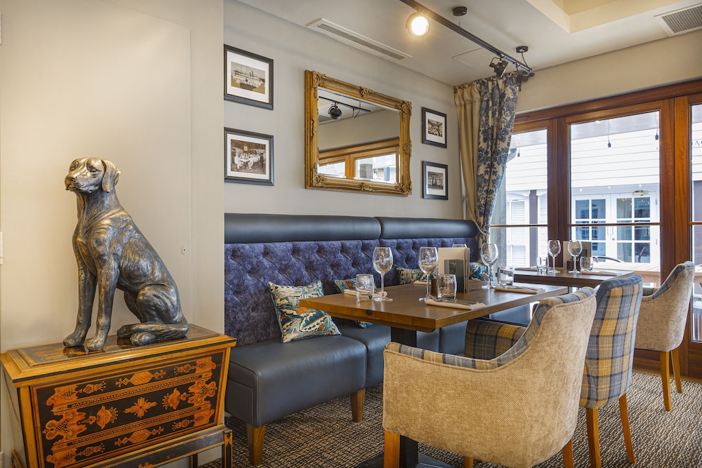 The White Horse Hotel Brasserie 28/59