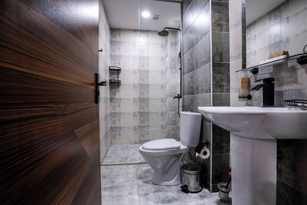 غرفة كلاسيكية ثلاثية بثلاثة أسرّة، Bakuriani Inn 3/3