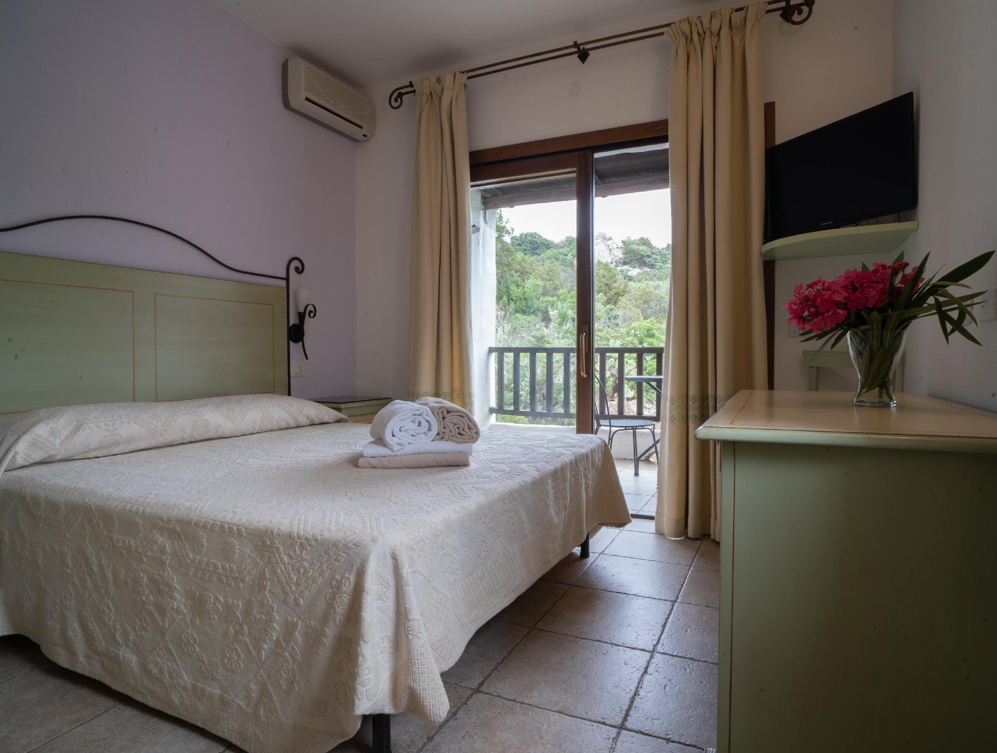 Deluxe, Twin Beds, Nature View