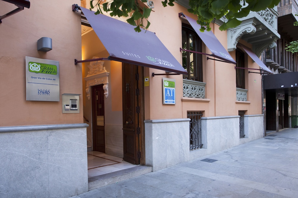 Suites Gran Via 44 Hotel 7/51