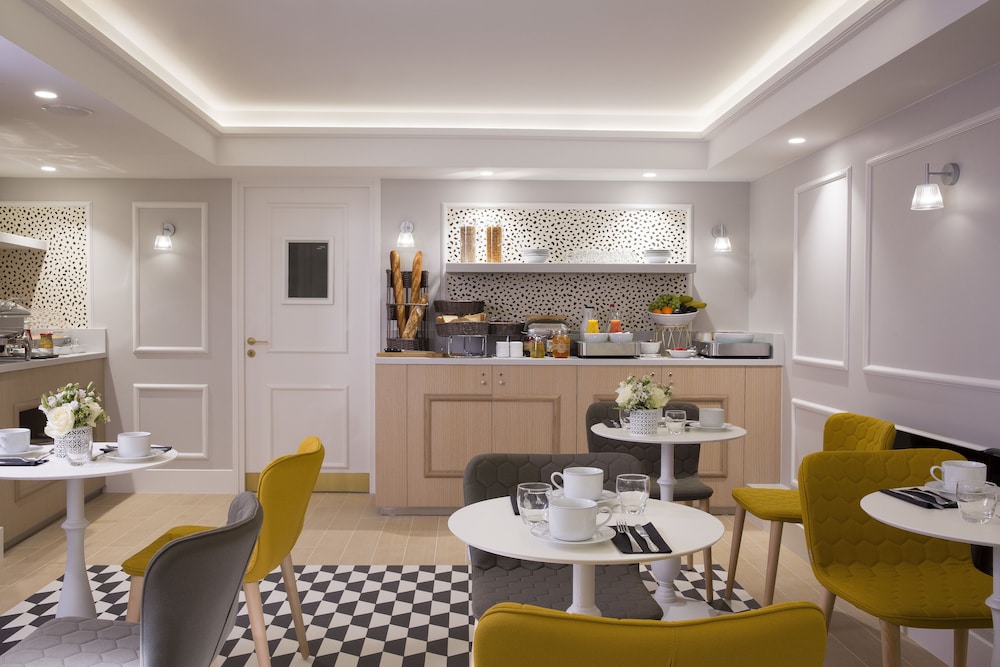Hotel Pastel Paris 33/41