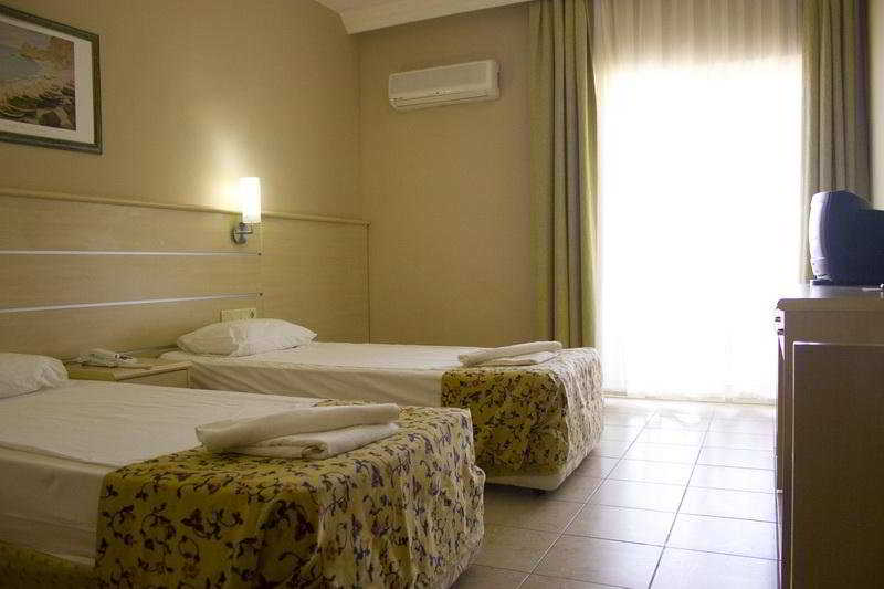 Aska Bayview Resort Hotel 10/32
