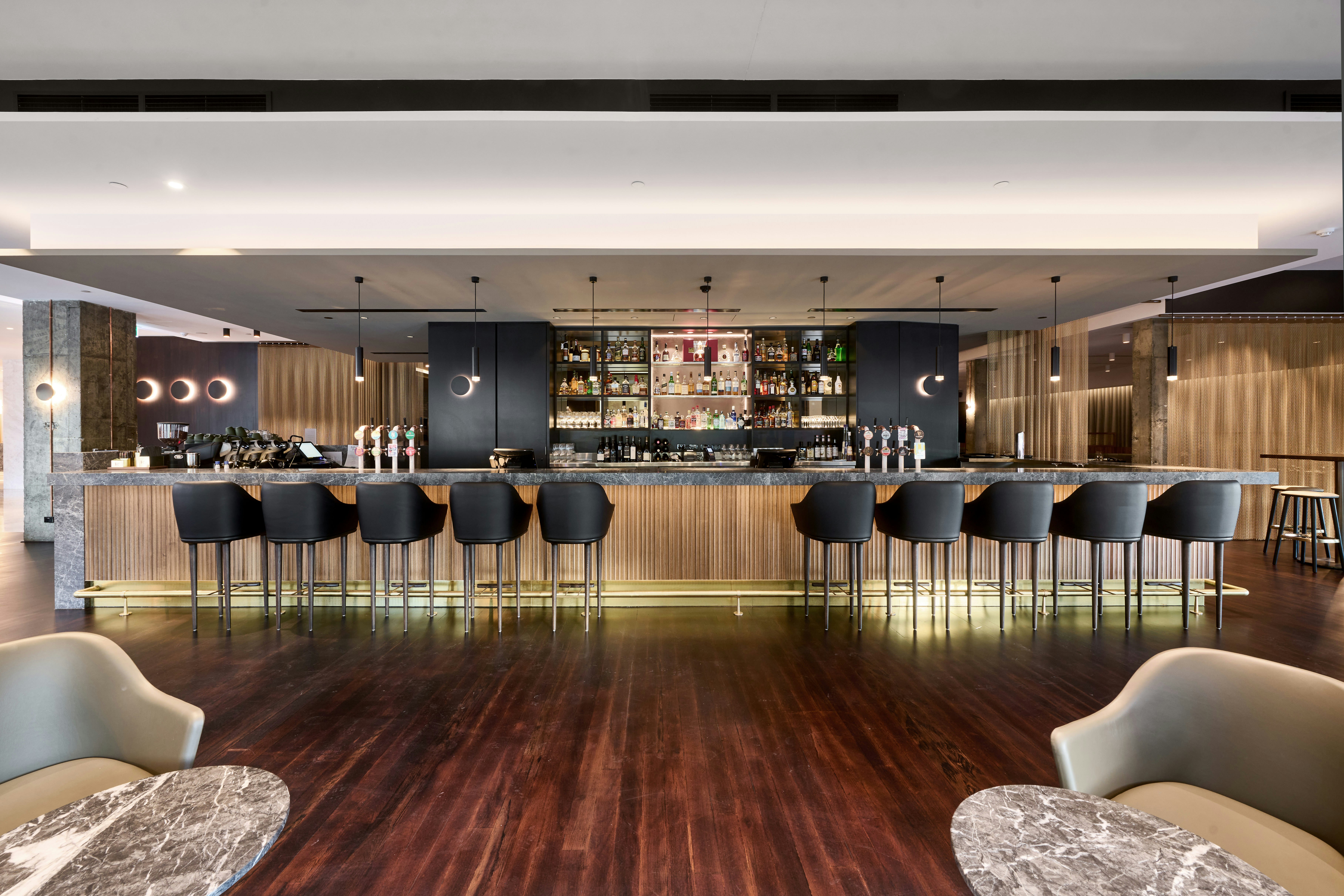 Parmelia Hilton 46/65