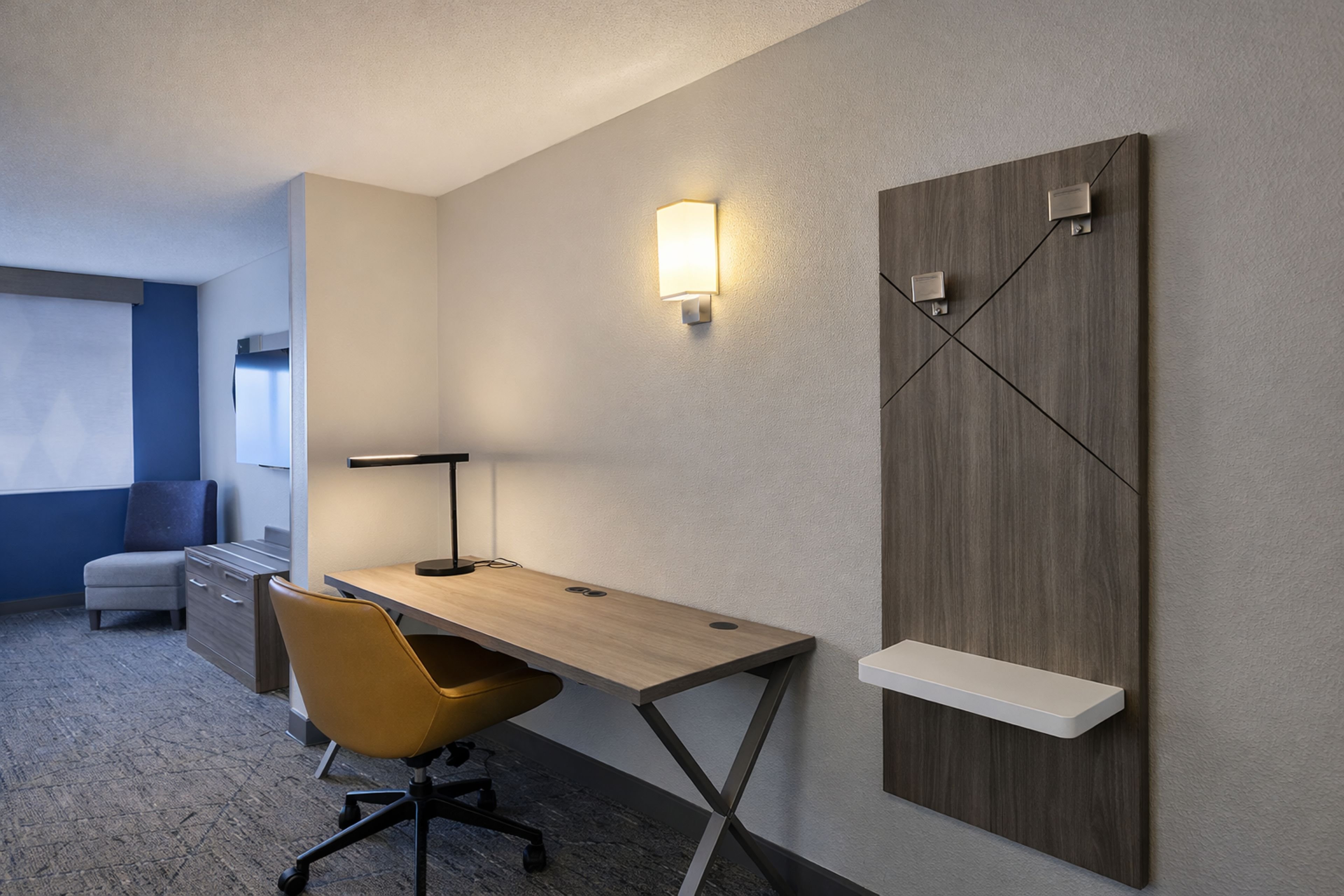 Holiday Inn Express Hotel And Suites St Paul Woodbury 69/79