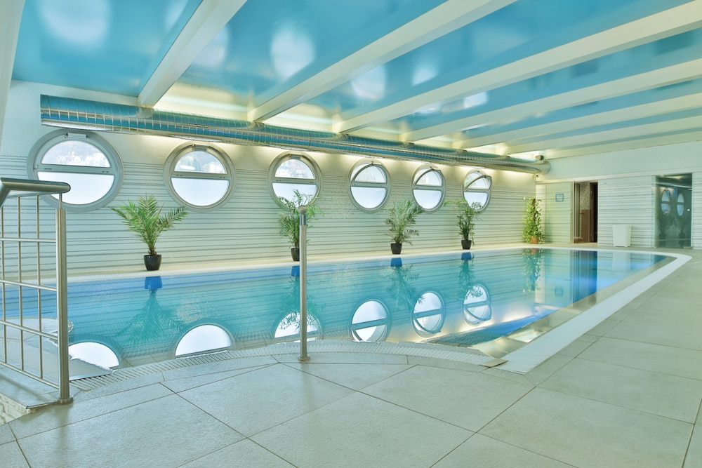 Olympia Wellness Hotel 48/68