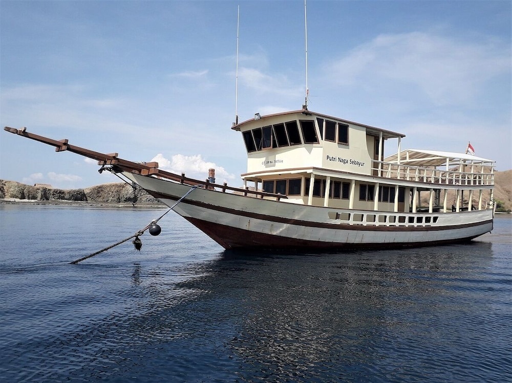 Komodo Resort 29/36