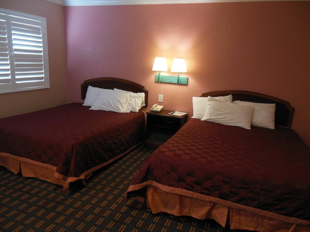 Americas Best Value Inn Seaside North 9/19