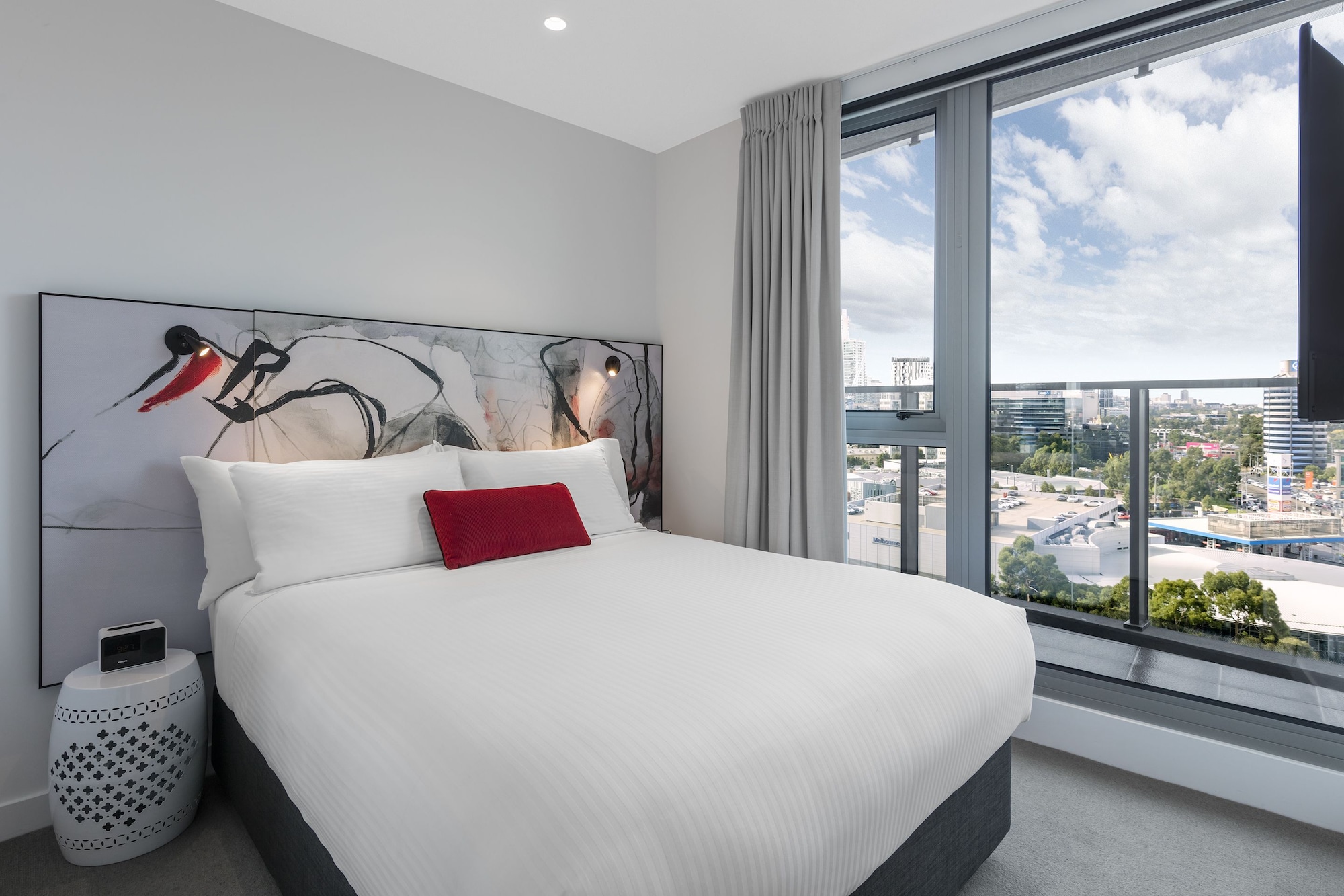 2 BEDROOMS, JUNIOR, APARTMENT