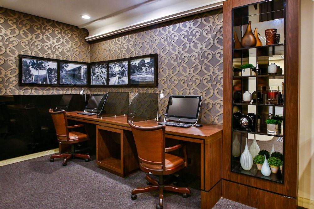 Transamerica Executive Curitiba Batel 56/63