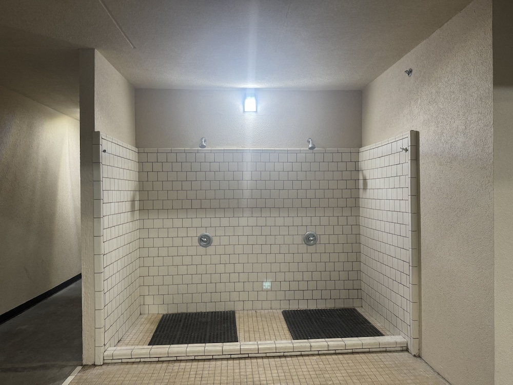 Studio 6 Extended Stay - Savannah, GA - Gateway & I-95 14/27